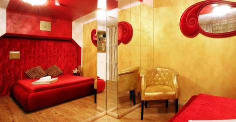 Massage Studio Simply Top