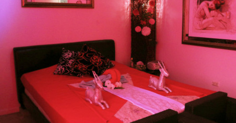 130 Queen Brothel - Asian Brothels St Mary's - Relaxation Massage St Marys