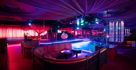 Le Moulin Club Privé Soave Verona ( Ex Moulin Rouge )