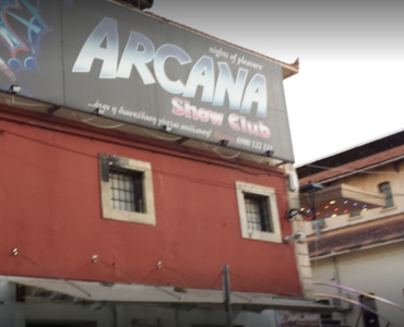 Arcana Show Club