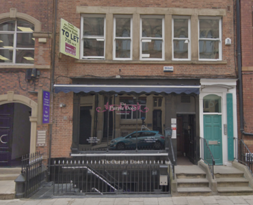 The Purple Door Leeds First & Most Exclusive Gentlemen`s Lounge