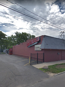 TYCOON'S EXECUTIVE CLUB - 12210 E 8 Mile Rd, Detroit, Michigan