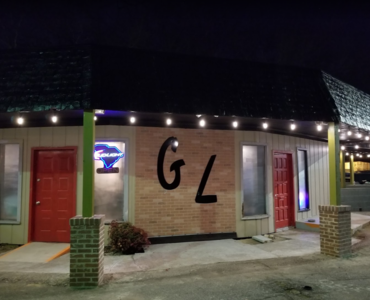 Gaslight Bar & Grill