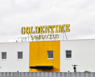 Club Golden Time