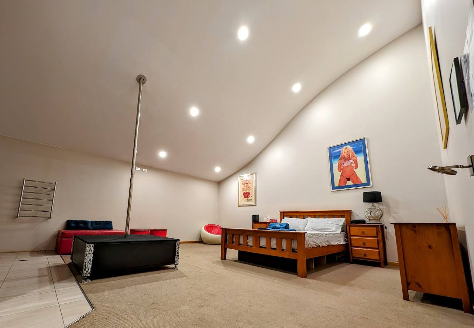 All Super Star | Nunawading Brothel & Blackburn Brothel成人娱乐，墨尔本妓院 - Brothel in Blackburn, Australia