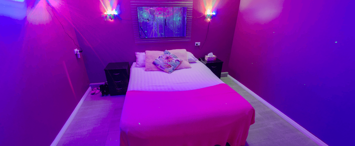 Desires Parlour/18 - Brothel in Brookvale, Australia