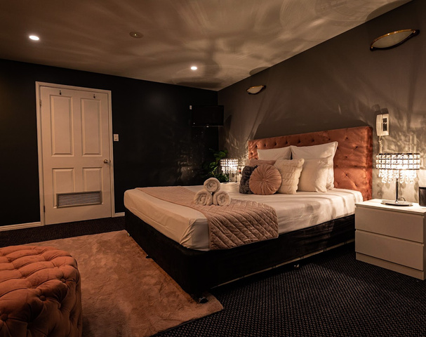 Desire Gold Coast Brothel - Brothel in Bundall, Australia