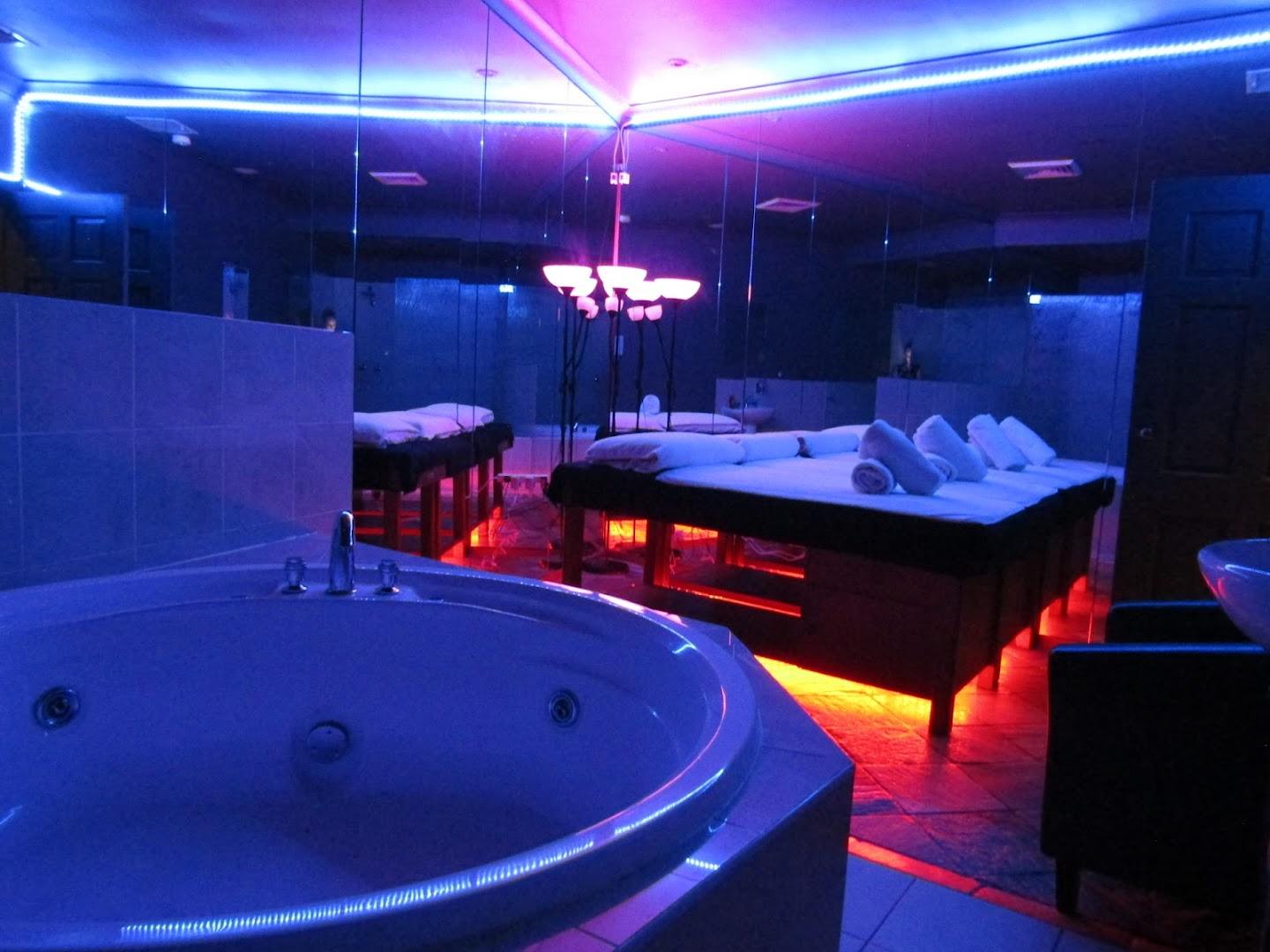 The Bellevue 5 Star Retreat - Erotic Massage in Carlton, Australia