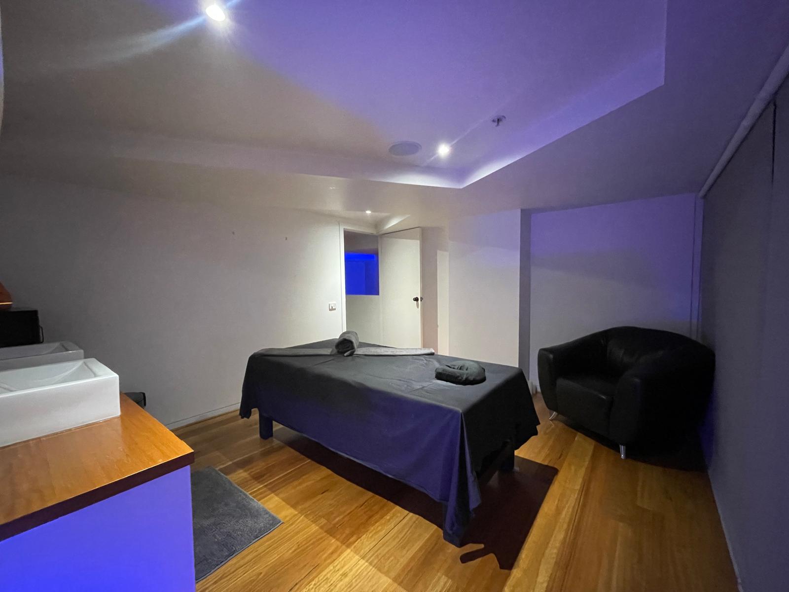Silent Minds Massage - Cheltenham - Erotic Massage in Cheltenham, Australia