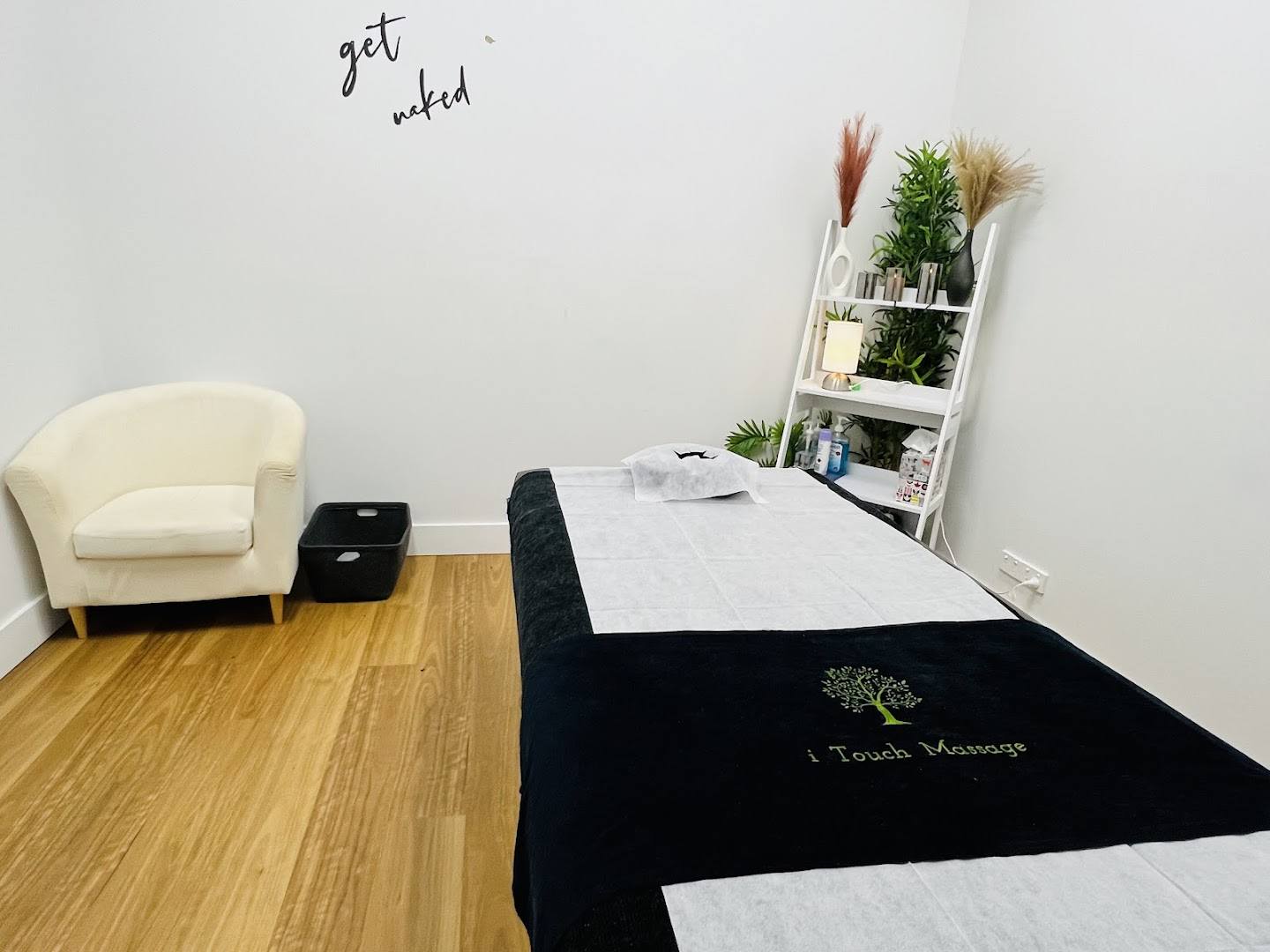 I Touch Massage - (Clayton) - Erotic Massage in Clayton South, Australia