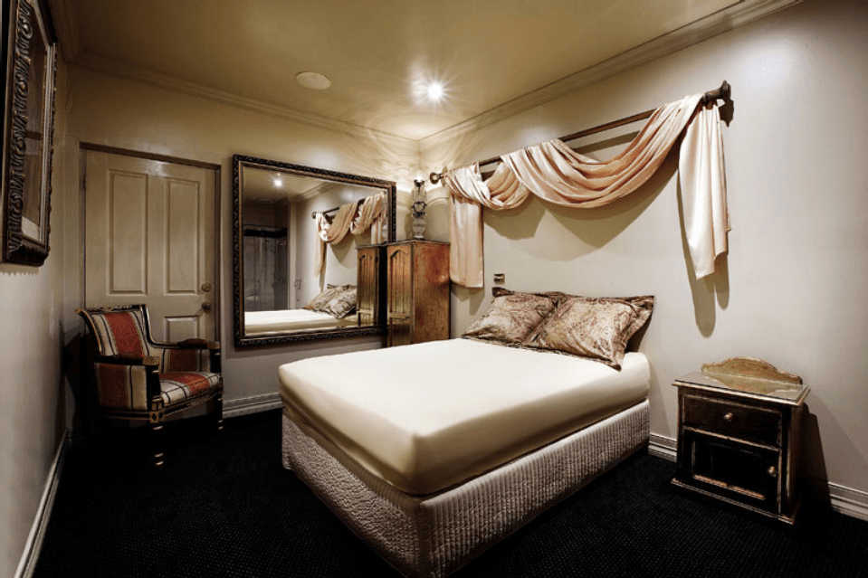 Le Boudoir - Brothel in Collingwood, Australia