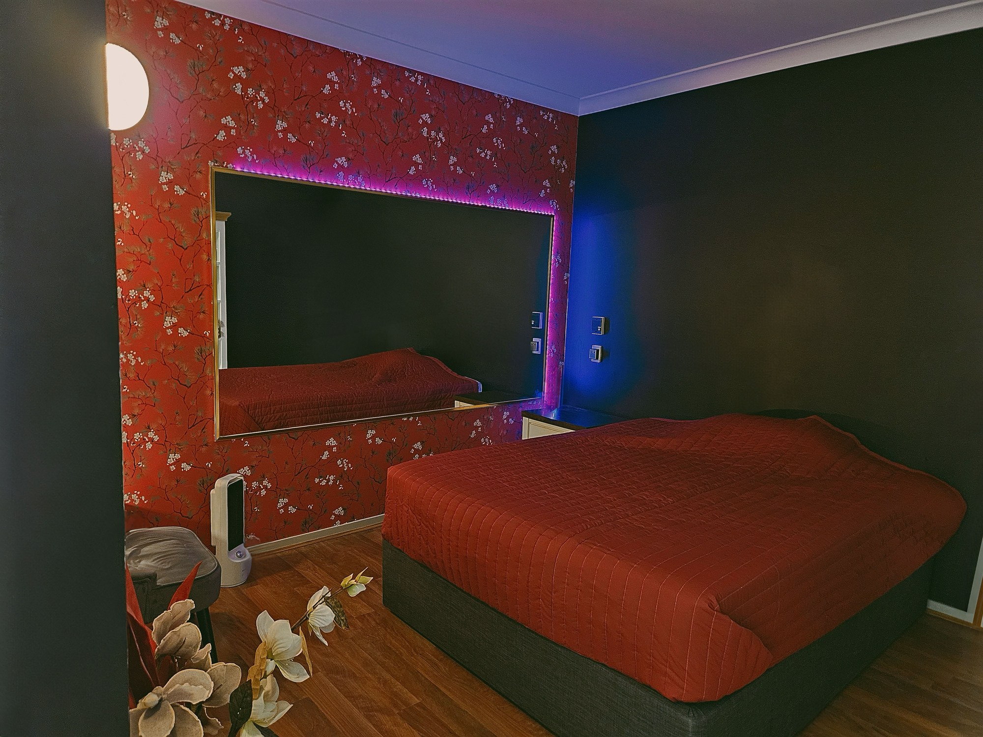 Rose Castle 702 Brisbane Brothel - Brothel in Coopers Plains, Australia