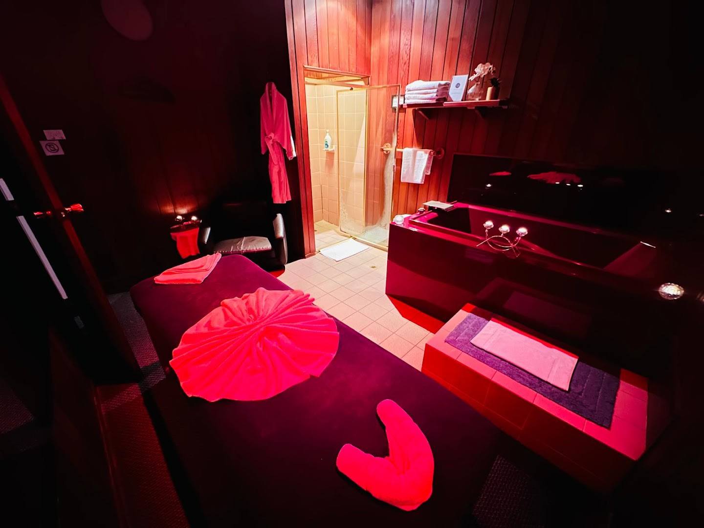 The Upmarket Bathouse - Erotic Massage in Crows Nest, Australia