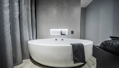 Red Door Canberra - Erotic Massage in Fyshwick, Australia