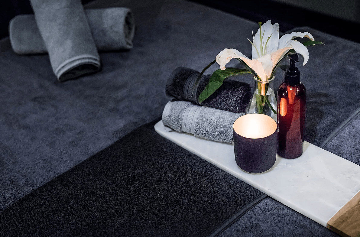 Red Door Canberra - Erotic Massage in Fyshwick, Australia