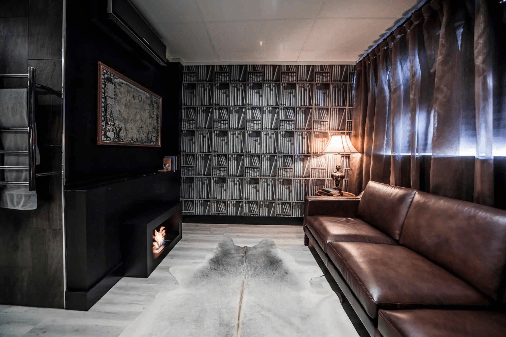 Red Door Canberra - Erotic Massage in Fyshwick, Australia