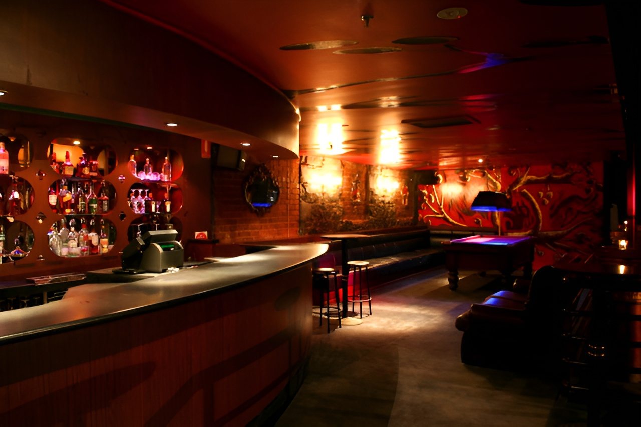 Centrefold Lounge - Nightclub in Melbourne, Australia