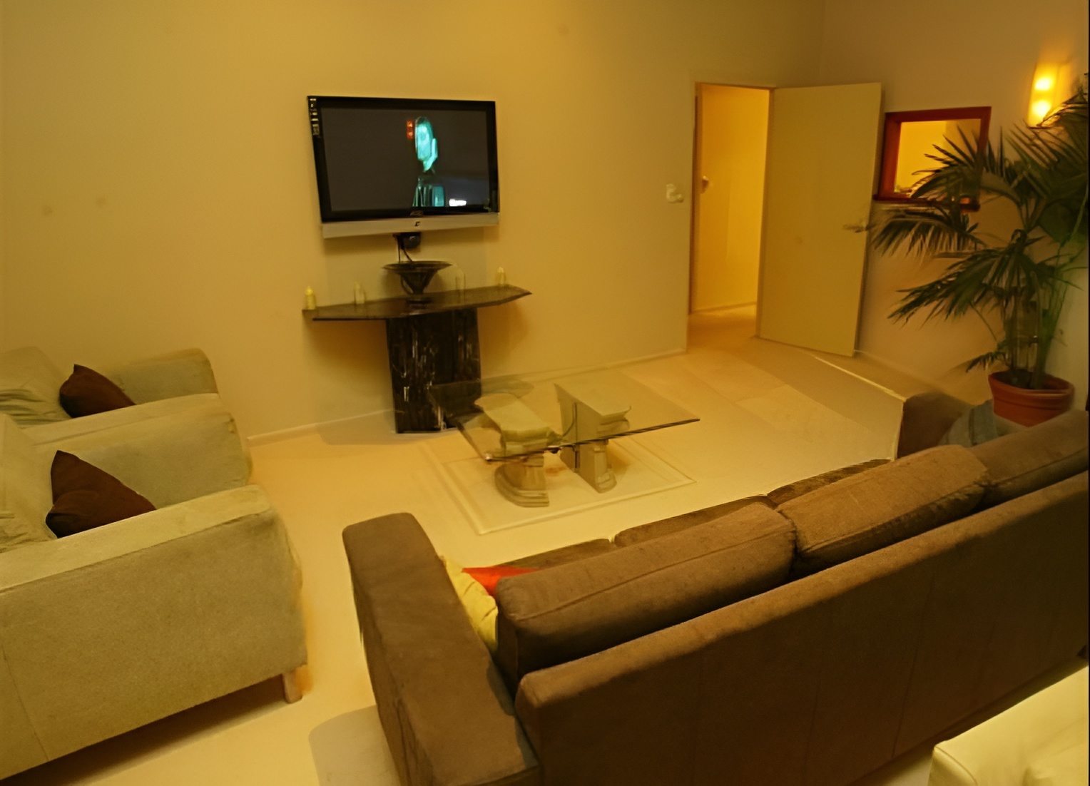Luv Asian - Gold Coast Brothel - Brothel in Molendinar, Australia