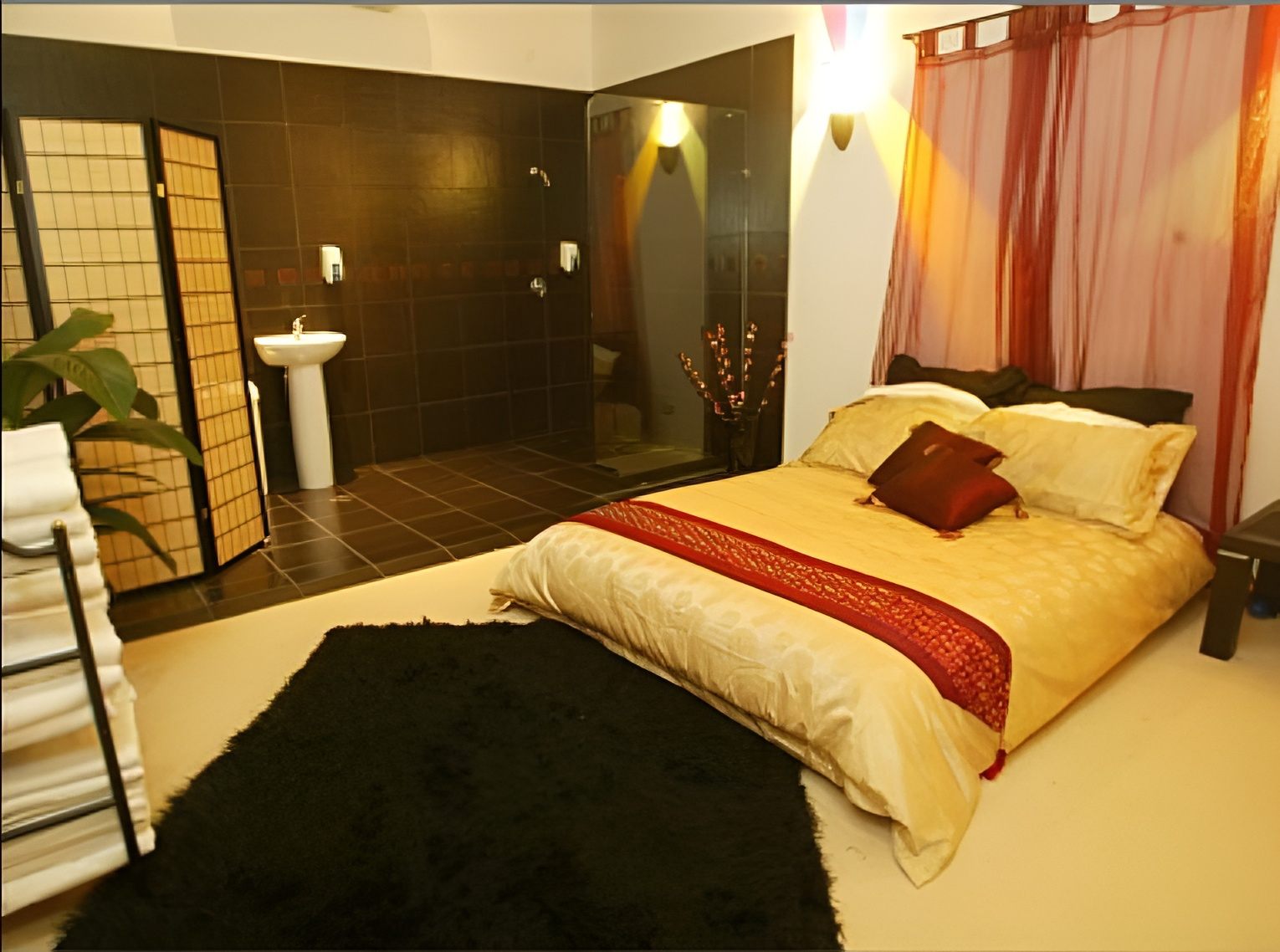 Luv Asian - Gold Coast Brothel - Brothel in Molendinar, Australia