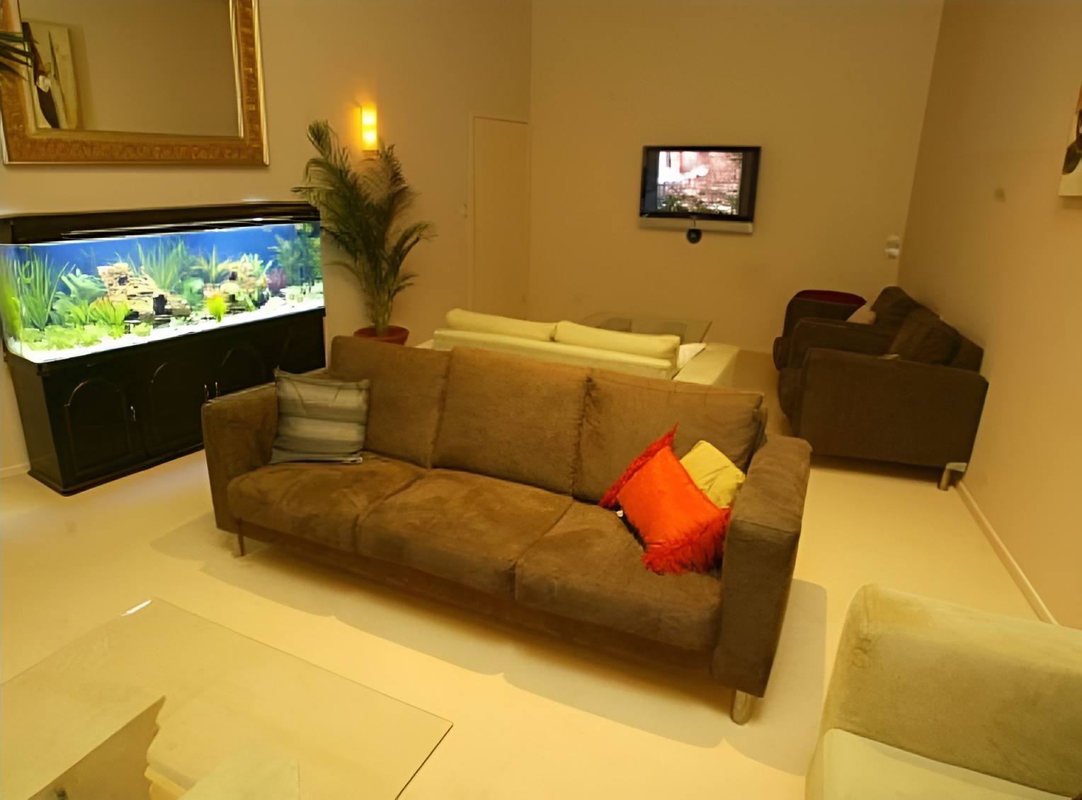 Luv Asian - Gold Coast Brothel - Brothel in Molendinar, Australia