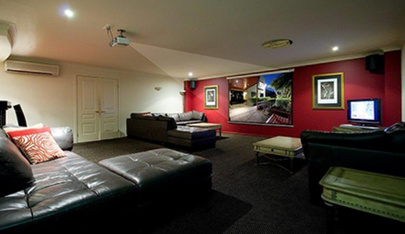 Pentagon Grand - Gold Coast Brothel - Brothel in Molendinar, Australia