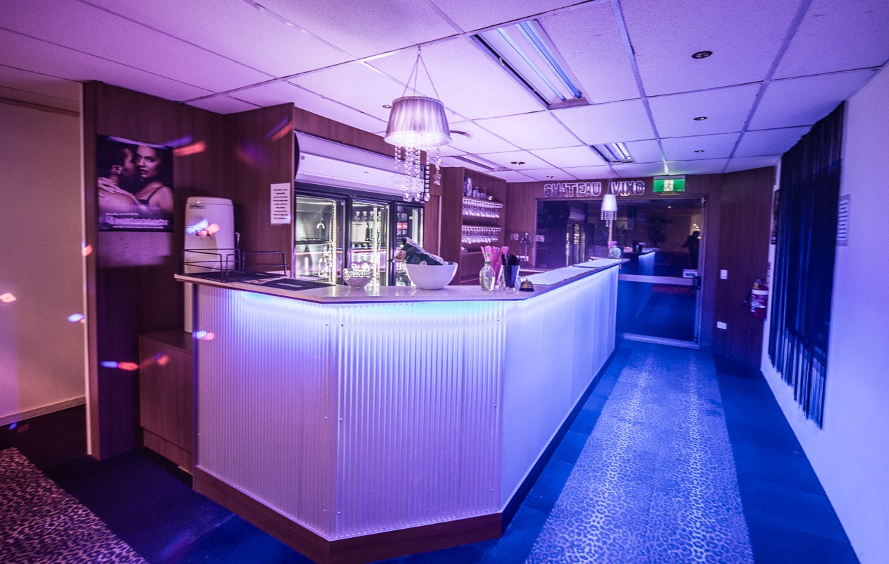 Chateau Vino Swingers Club - Swinger Club in Molendinar, Australia