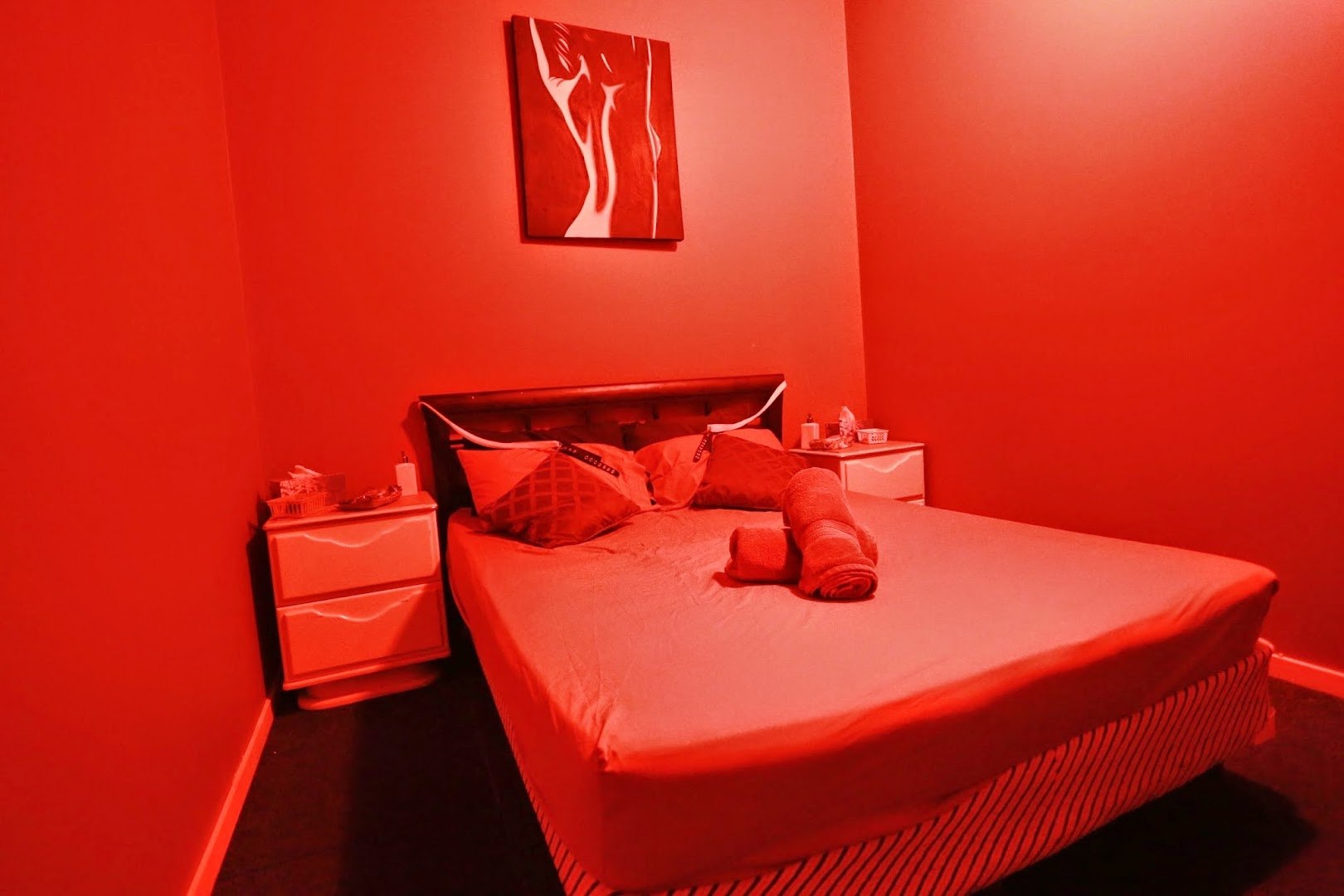 Chateau Vino Swingers Club - Swinger Club in Molendinar, Australia