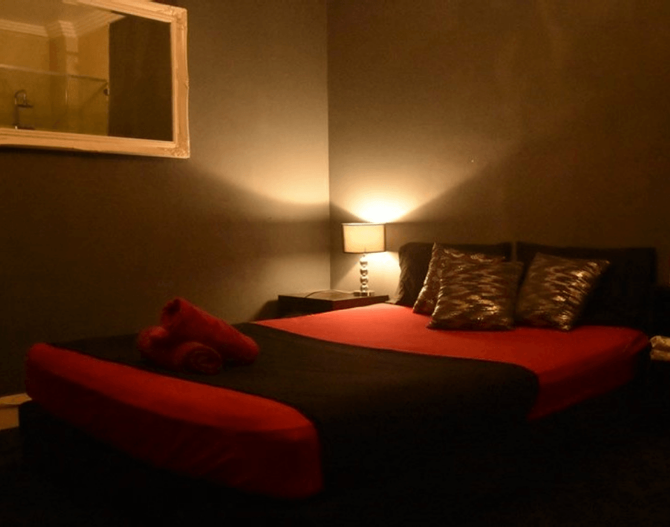 Discreet Gentlemens Club | Brothel In Newcastle - Brothel in Newcastle West, Australia