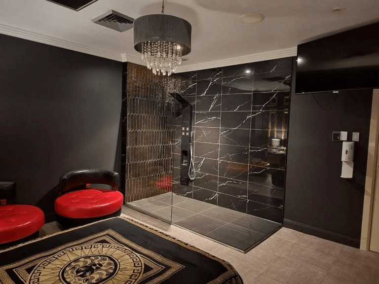 Discreet Gentlemens Club | Brothel In Newcastle - Brothel in Newcastle West, Australia