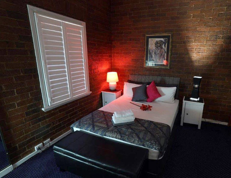 The Gateway Club Orange - Brothel in Orange, Australia
