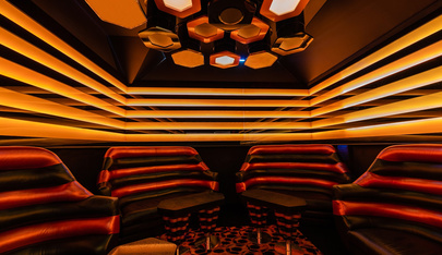 Honey B's - Nightclub in Petrie Terrace, Australia