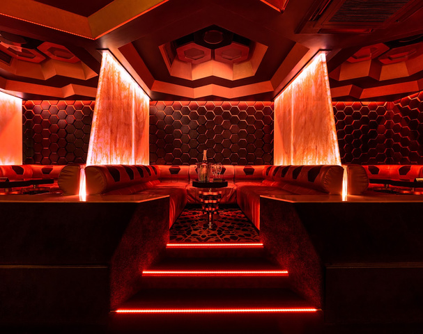 Honey B's - Nightclub in Petrie Terrace, Australia
