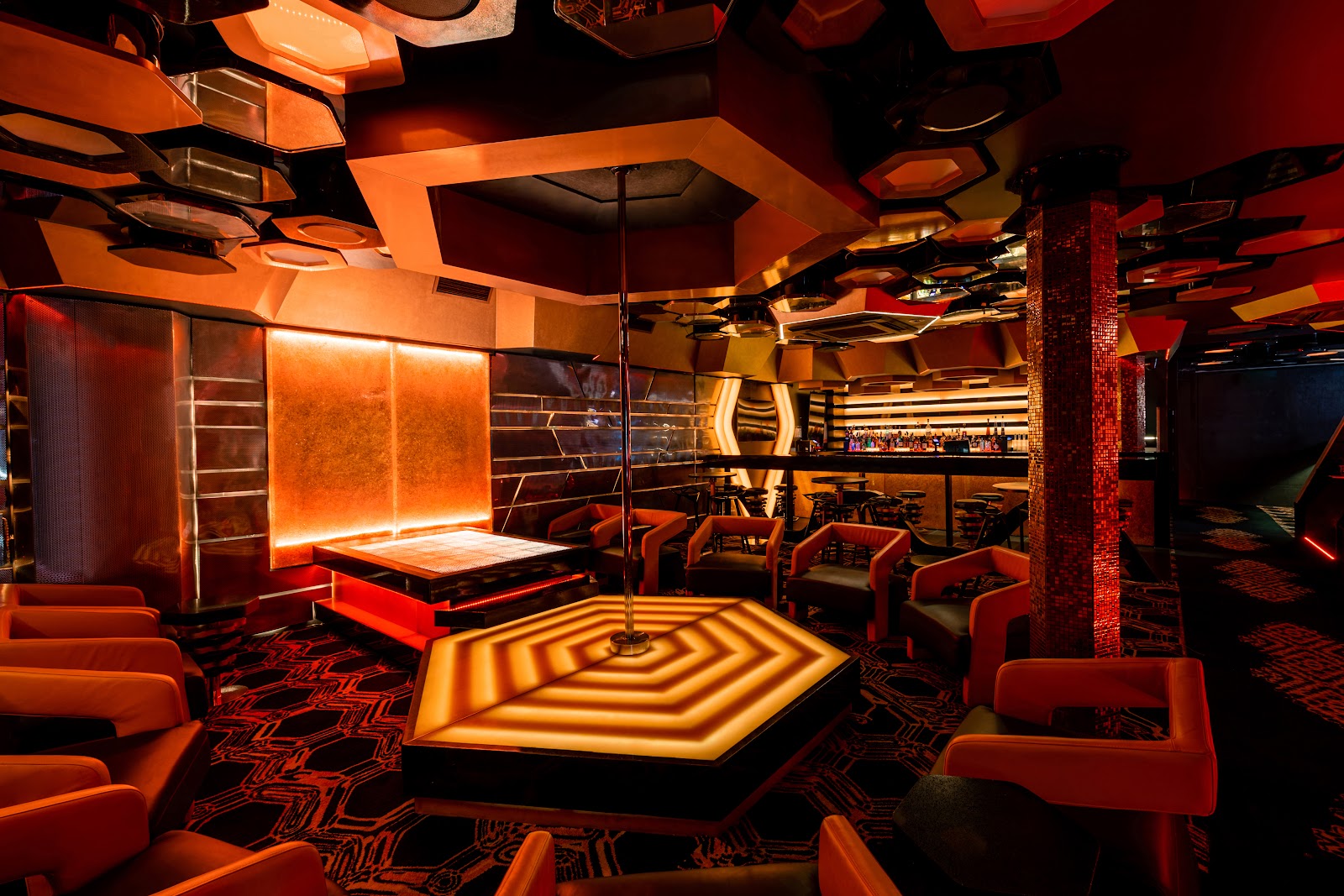 Honey B's - Nightclub in Petrie Terrace, Australia