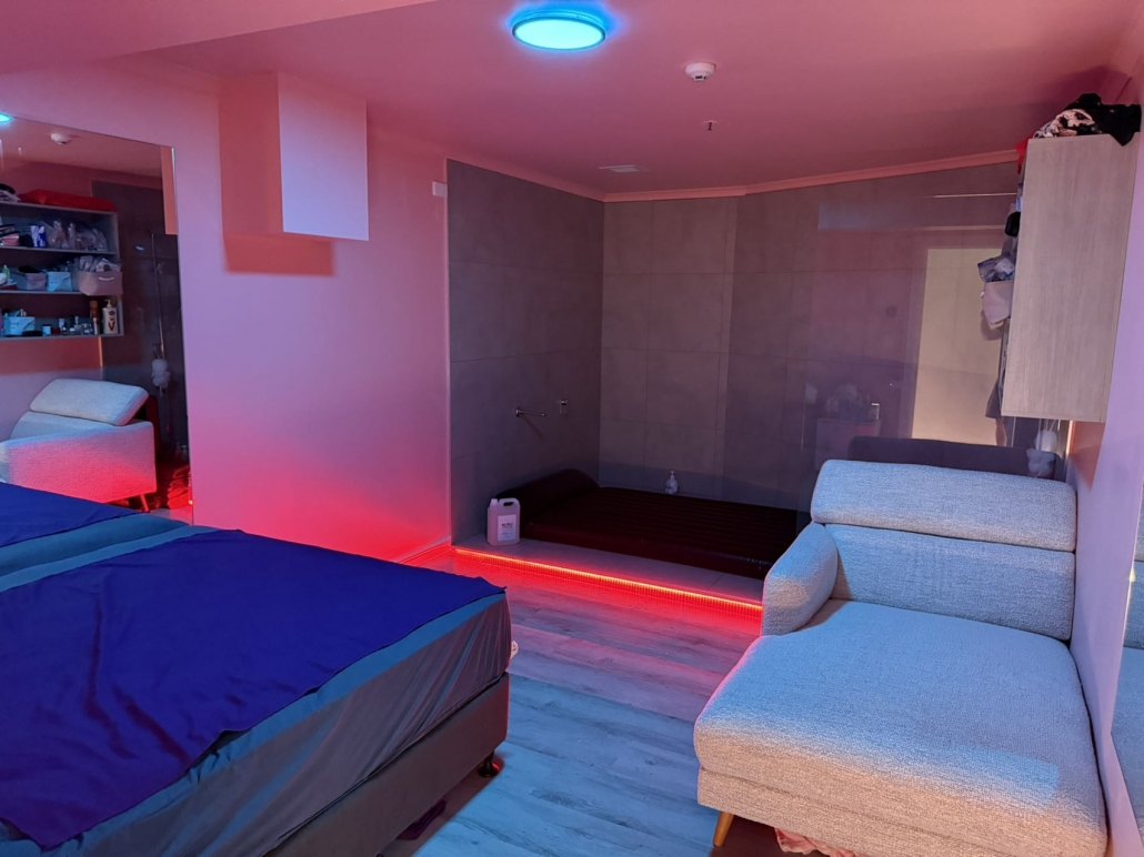 36 Kings Cross Gentlemen Club - City Brothel Sydney - Brothel in Potts Point, Australia
