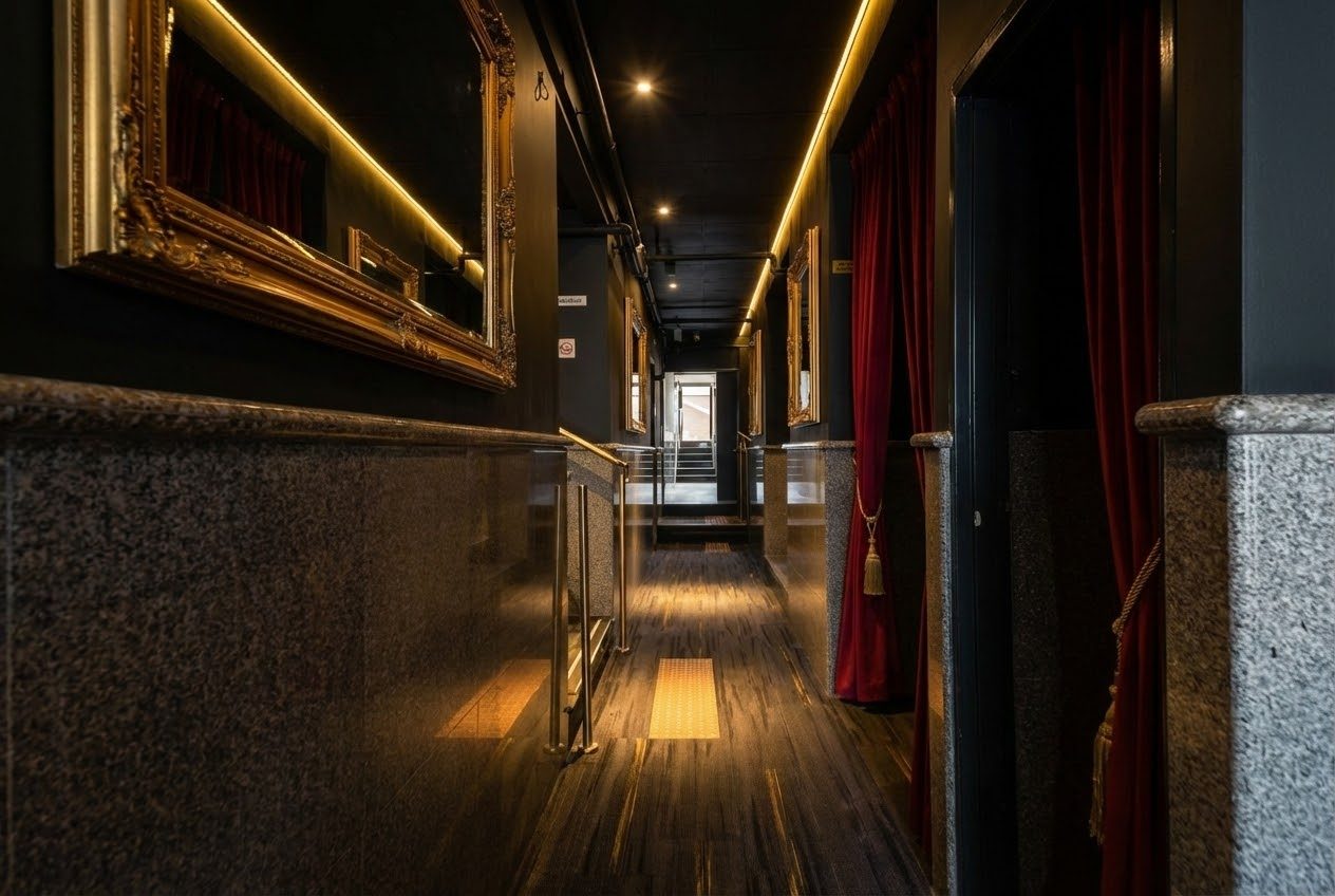The Black Garter - Rockdale Brothel, Sydney Brothel, Erotic Massage, Party, Outcall, Incall - Brothel in Rockdale, Australia