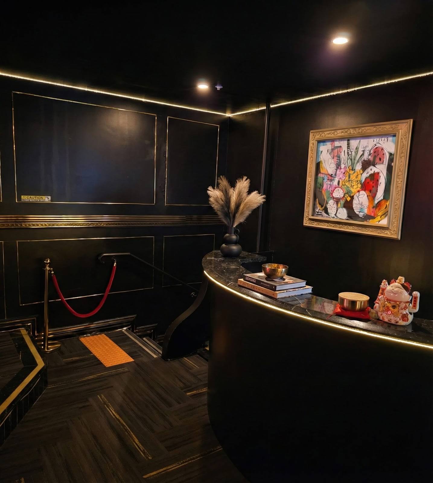 The Black Garter - Rockdale Brothel, Sydney Brothel, Erotic Massage, Party, Outcall, Incall - Brothel in Rockdale, Australia