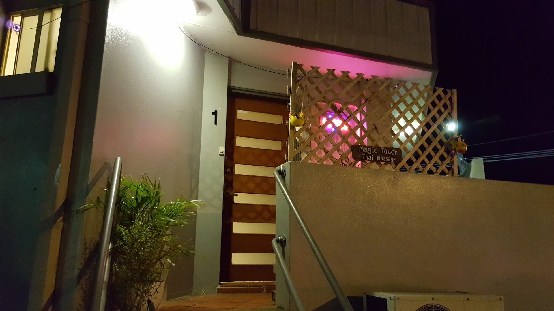 Magic Touch Relaxing Massage - Erotic Massage in Rockdale, Australia