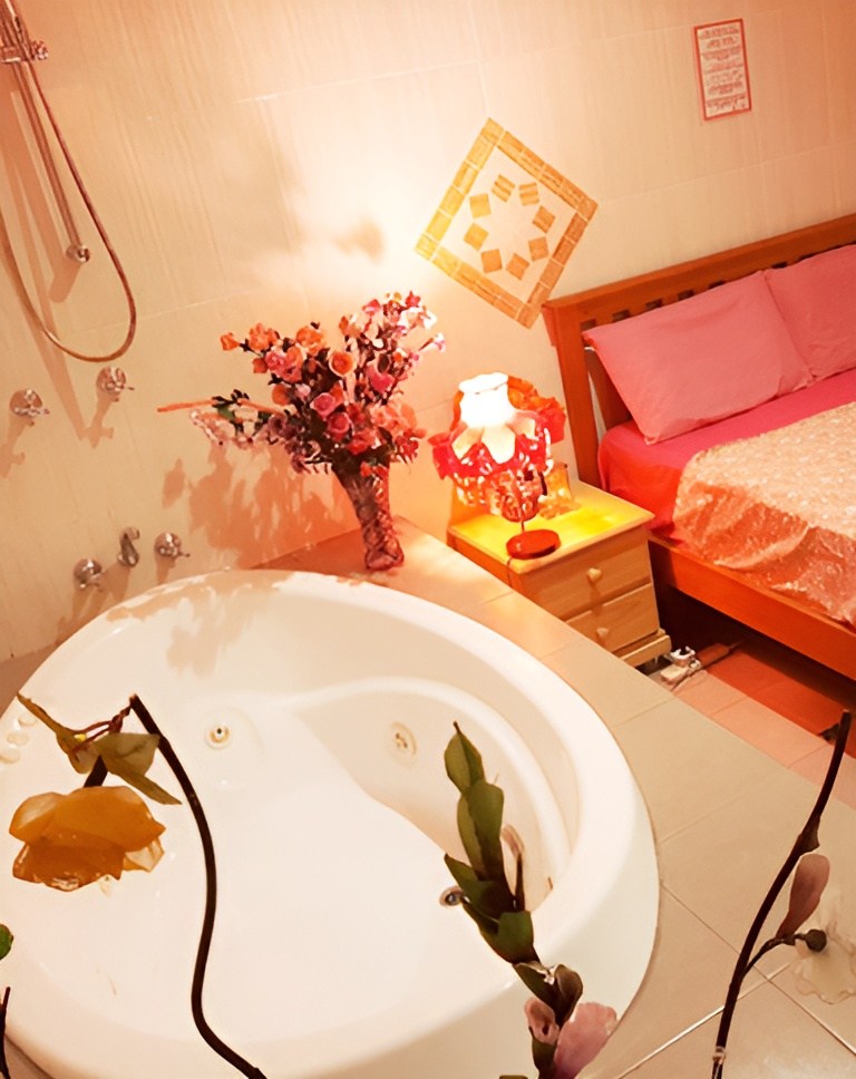 Madames Relaxation - Bare Bunny's - Brothel Near St Mary's - Escorts Massage Parlour St Mary's - Brothel in Saint Marys, Australia