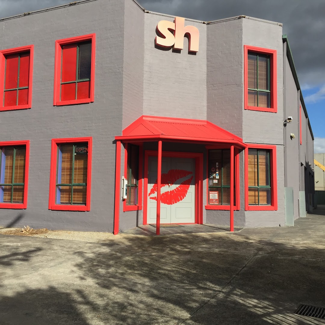 Studio Honeys | Melbourne Licensed Brothel - Brothel in Somerton, Australia