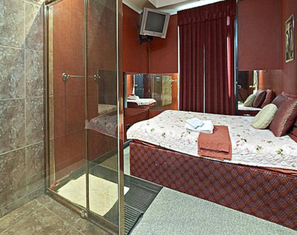 Luxury 359 - Erotic Massage in Surry Hills, Australia
