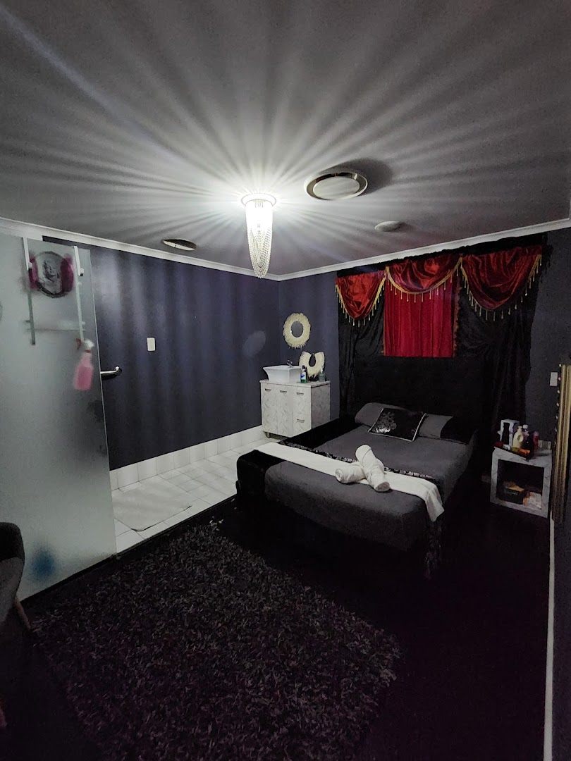 Brothel - Ace Gentleman’s Club - Erotic Massage in Tuggerah, Australia