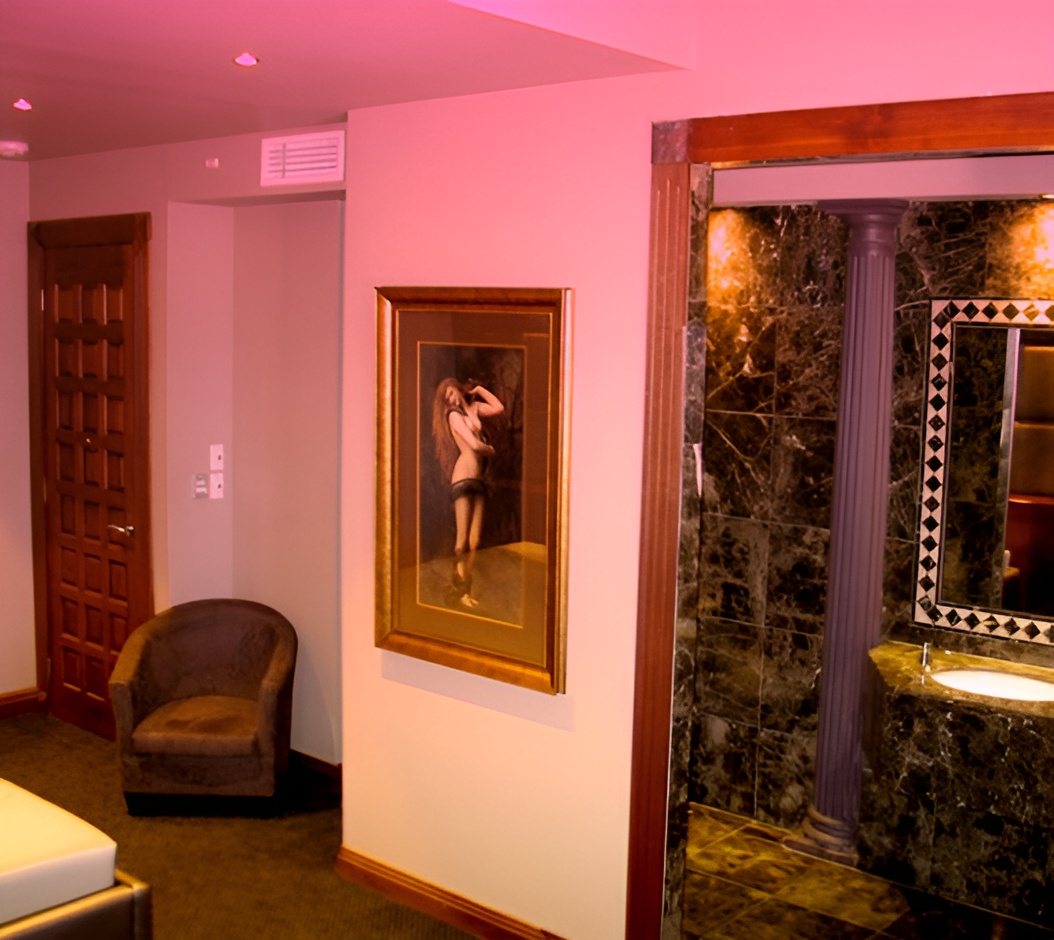 Le Penthouse Suite - Gold Coast Brothel - Brothel in Tweed Heads, Australia