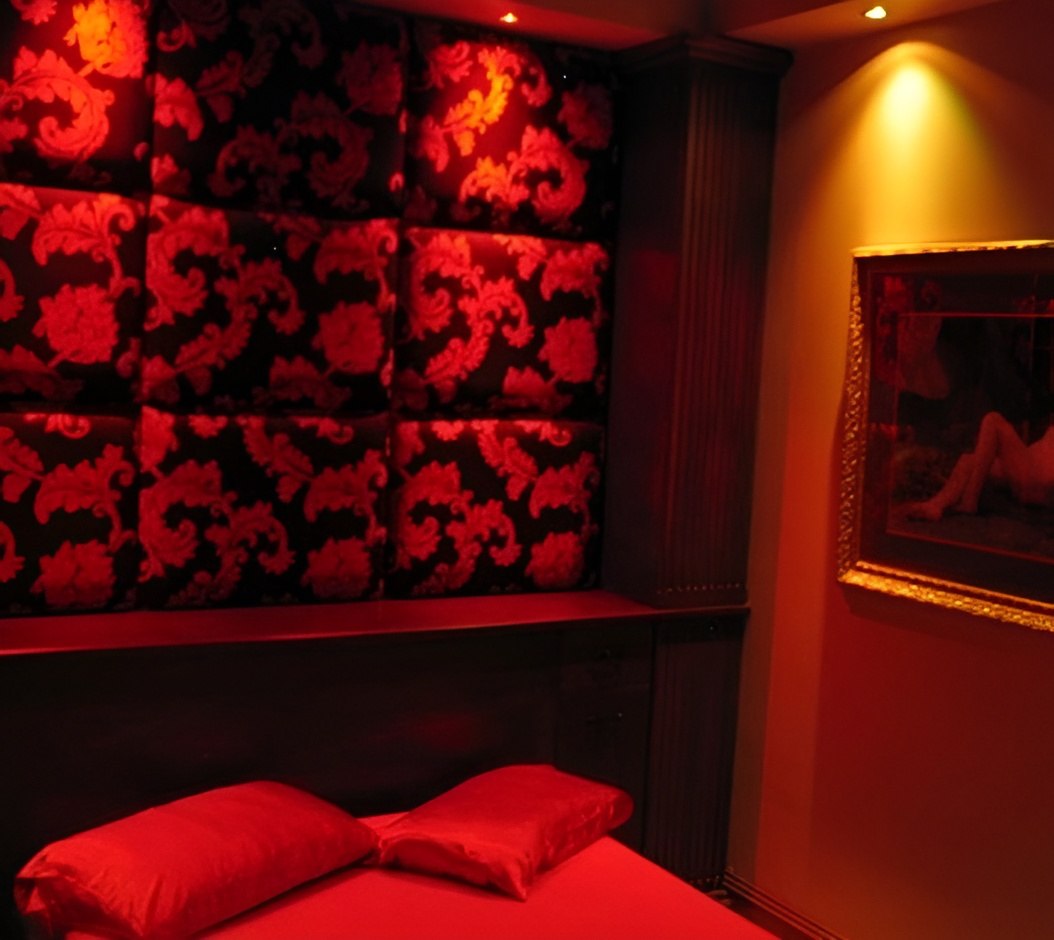 Le Penthouse Suite - Gold Coast Brothel - Brothel in Tweed Heads, Australia