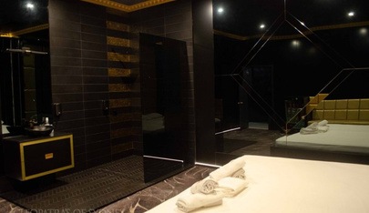 Cleopatra's Gentlemans Club - Sydney's Finest Brothel - Brothel in Wetherill Park, Australia