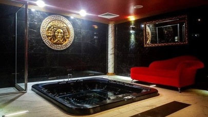 Cleopatra's Gentlemans Club - Sydney's Finest Brothel - Brothel in Wetherill Park, Australia