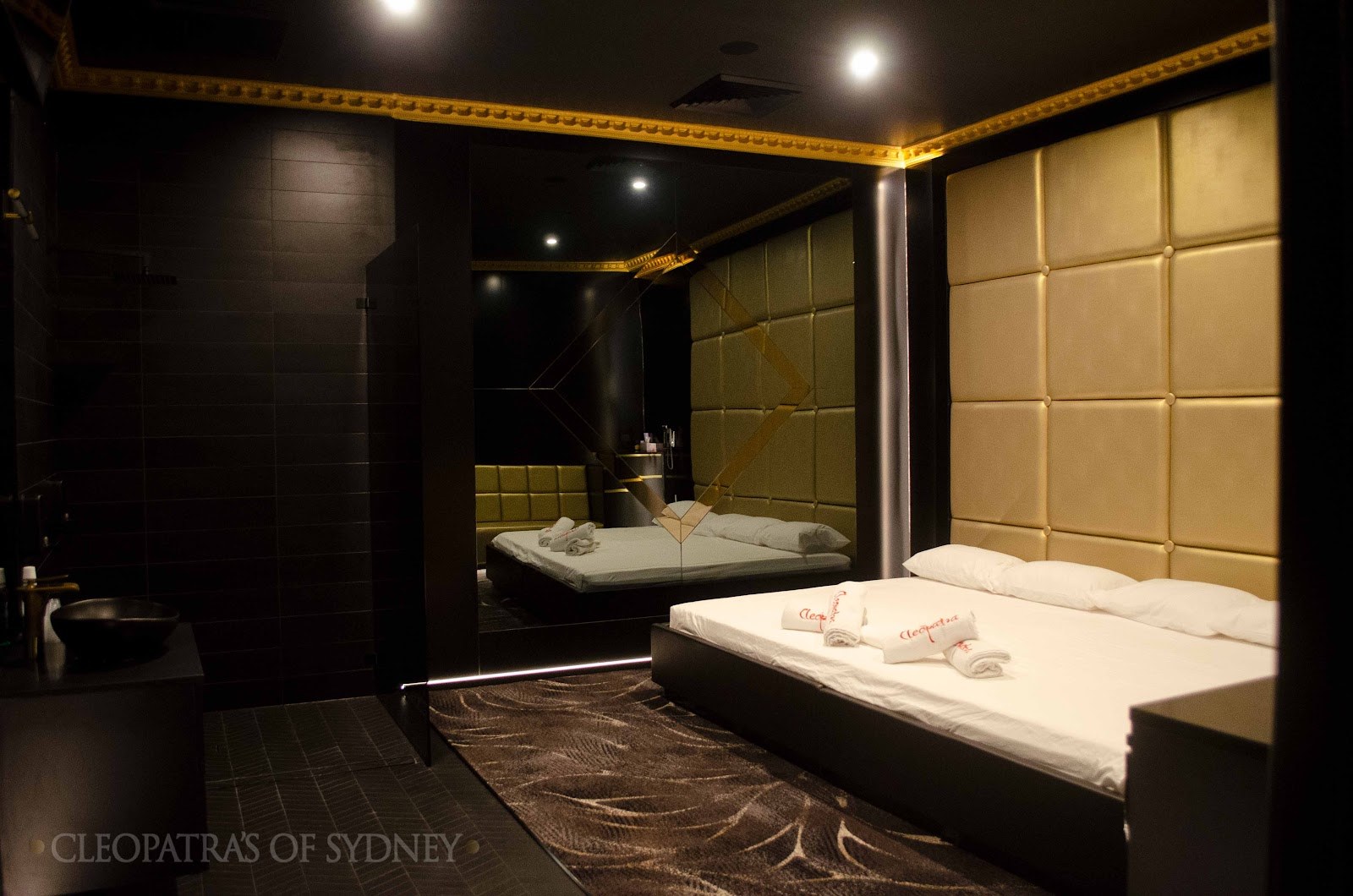 Cleopatra's Gentlemans Club - Sydney's Finest Brothel - Brothel in Wetherill Park, Australia