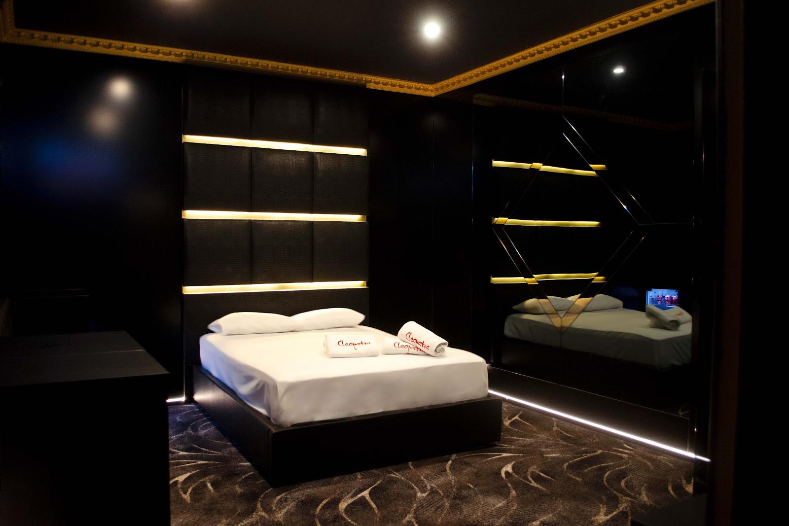 Cleopatra's Gentlemans Club - Sydney's Finest Brothel - Brothel in Wetherill Park, Australia