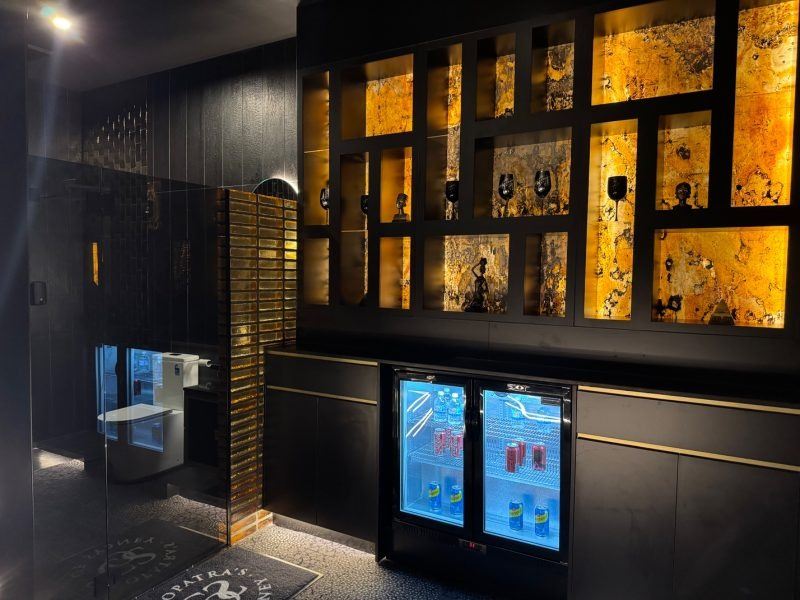 Cleopatra's Gentlemans Club - Sydney's Finest Brothel - Brothel in Wetherill Park, Australia