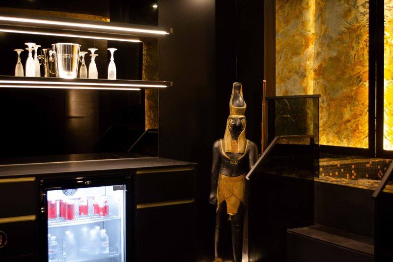 Cleopatra's Gentlemans Club - Sydney's Finest Brothel - Brothel in Wetherill Park, Australia