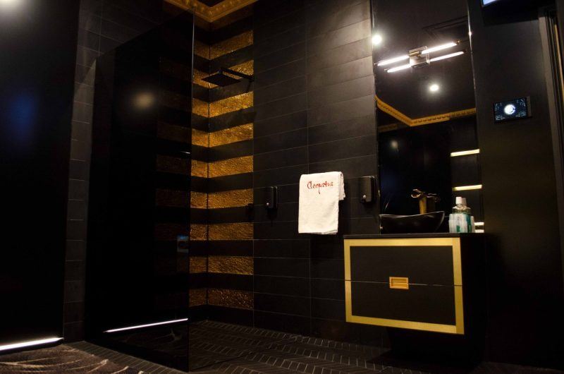 Cleopatra's Gentlemans Club - Sydney's Finest Brothel - Brothel in Wetherill Park, Australia